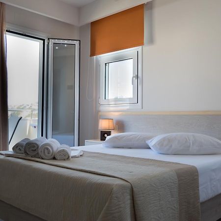 Sirena Superior Aparthotel Agia Pelagia  Bagian luar foto